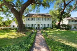 4412 W Brookwood Dr, Tampa, FL 33629 - Photo 1