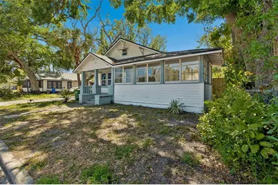 1002 23rd Street W, Bradenton, FL 34205 - Photo 2