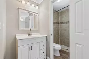 1733 Sutton Pl, Dunedin, FL 34698 - Photo 18
