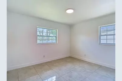 8639 May Circle, Tampa, FL 33614 - Photo 28