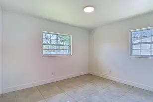8639 May Cir, Tampa, FL 33614 - Photo 28