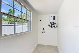8639 May Cir, Tampa, FL 33614 - Photo 22