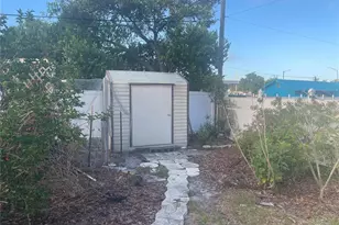 3712 W Wallace Ave, Tampa, FL 33611 - Photo 32