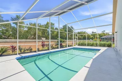 6119 55th Avenue Circle E, Bradenton, FL 34203 - Photo 2
