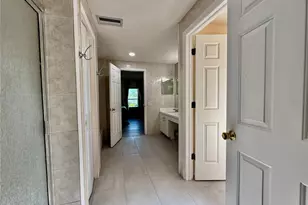 1702 Sunkissed Dr, Tarpon Springs, FL 34689 - Photo 24