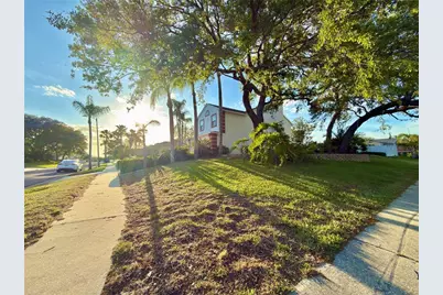1702 Sunkissed Drive, Tarpon Springs, FL 34689 - Photo 32