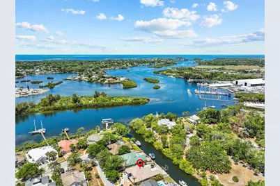 1114 Marina Drive, Tarpon Springs, FL 34689 - Photo 4