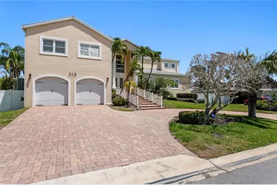 215 Harrison Avenue, Belleair Beach, FL 33786 - Photo 6