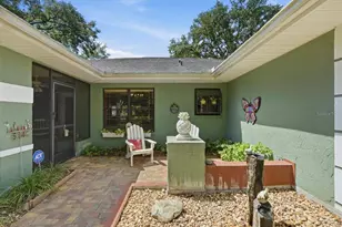 5046 Barrowe Dr, Tampa, FL 33624 - Photo 8