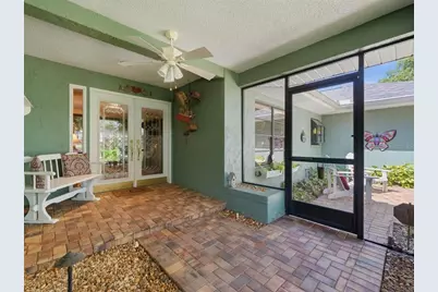 5046 Barrowe Drive, Tampa, FL 33624 - Photo 10