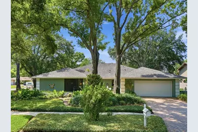 5046 Barrowe Drive, Tampa, FL 33624 - Photo 2
