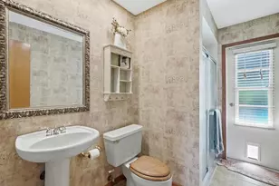 5046 Barrowe Dr, Tampa, FL 33624 - Photo 56