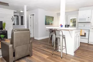 12706 Forest St, Tampa, FL 33612 - Photo 10
