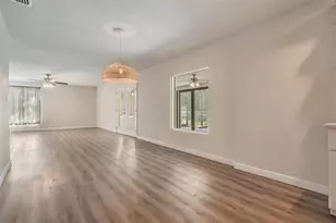 3304 Moran Rd, Tampa, FL 33618 - Photo 16