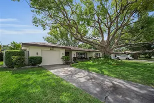 409 Graham Dr, Clearwater, FL 33765 - Photo 14