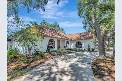 2820 Valencia Lane W, Palm Harbor, FL 34684 - Photo 2