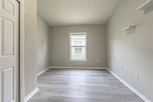 5553 Gallant Fox Ct, Wesley Chapel, FL 33544 - Photo 18
