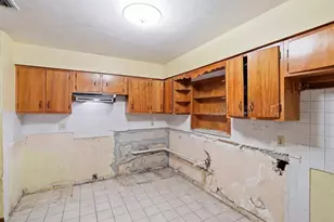 6650 Hibiscus Ave S, South Pasadena, FL 33707 - Photo 8