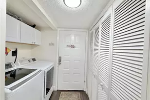 2087 Hunters Glen Dr, Dunedin, FL 34698 - Photo 4