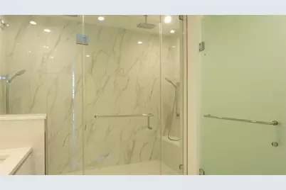 400 Central Avenue #1003, Saint Petersburg, FL 33701 - Photo 16