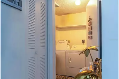 8419 NW 193rd Ln, Hialeah, FL 33015 - Photo 28