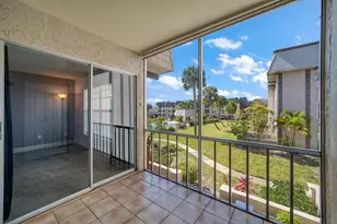 8693 Bardmoor Blvd, Seminole, FL 33777 - Photo 4