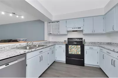 6817 Stones Throw Circle N #17203, Saint Petersburg, FL 33710 - Photo 4