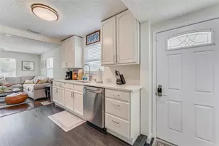 4651 22nd Ave N, Saint Petersburg, FL 33713 - Photo 16