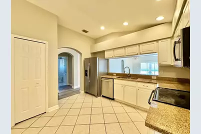 18112 Canal Pointe Street, Tampa, FL 33647 - Photo 16