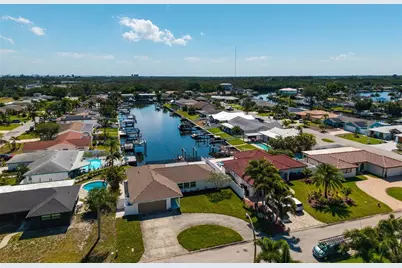 9773 1st Street NE, Saint Petersburg, FL 33702 - Photo 32