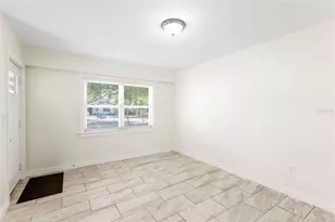 1901 E Shadowlawn Ave, Tampa, FL 33610 - Photo 4