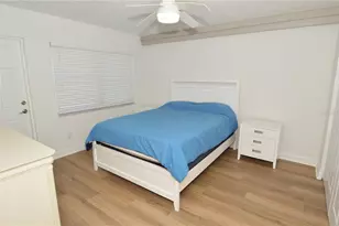 4700 Cove Cir, Saint Petersburg, FL 33708 - Photo 26