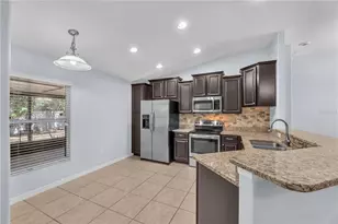 10510 Summer Azure Dr, Riverview, FL 33578 - Photo 18