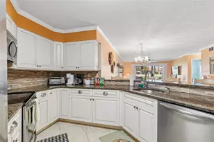 6085 Bahia Del Mar Blvd, Saint Petersburg, FL 33715 - Photo 8