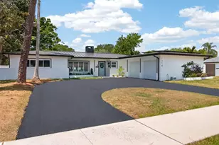 1714 Indian Rocks Rd, Belleair, FL 33756 - Photo 2