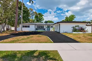 1714 Indian Rocks Rd, Belleair, FL 33756 - Photo 2