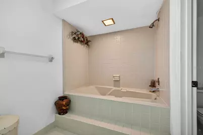 14820 14820 Rue De Bayonne #APT 402, Clearwater, FL 33762 - Photo 14
