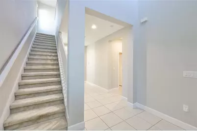 6207 Voyagers Place, Apollo Beach, FL 33572 - Photo 10