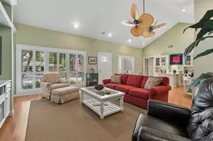 3104 Tarabrook Dr, Tampa, FL 33618 - Photo 12