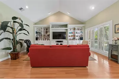 3104 Tarabrook Drive, Tampa, FL 33618 - Photo 10