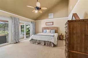 3104 Tarabrook Dr, Tampa, FL 33618 - Photo 34