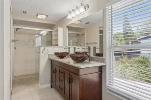 3103 Taragrove Dr, Tampa, FL 33618 - Photo 22