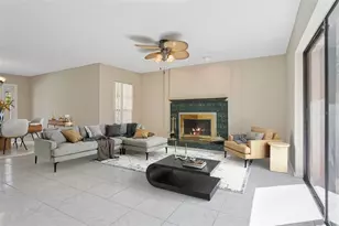3103 Taragrove Dr, Tampa, FL 33618 - Photo 6