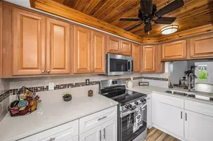 4200 Hampton Dr, New Port Richey, FL 34652 - Photo 26