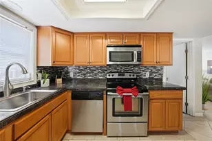 9146 Whitman Ln, Port Richey, FL 34668 - Photo 24