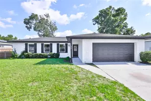 614 Huntington St, Brandon, FL 33511 - Photo 2