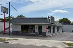 9501 N Nebraska Ave, Tampa, FL 33612 - Photo 2
