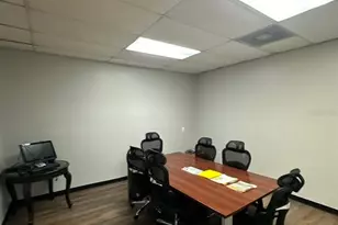9501 N Nebraska Ave, Tampa, FL 33612 - Photo 4