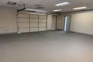 9511 N Nebraska Ave, Tampa, FL 33612 - Photo 4
