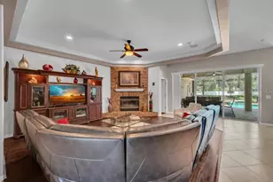 2221 Valrico Forest Dr, Valrico, FL 33594 - Photo 10